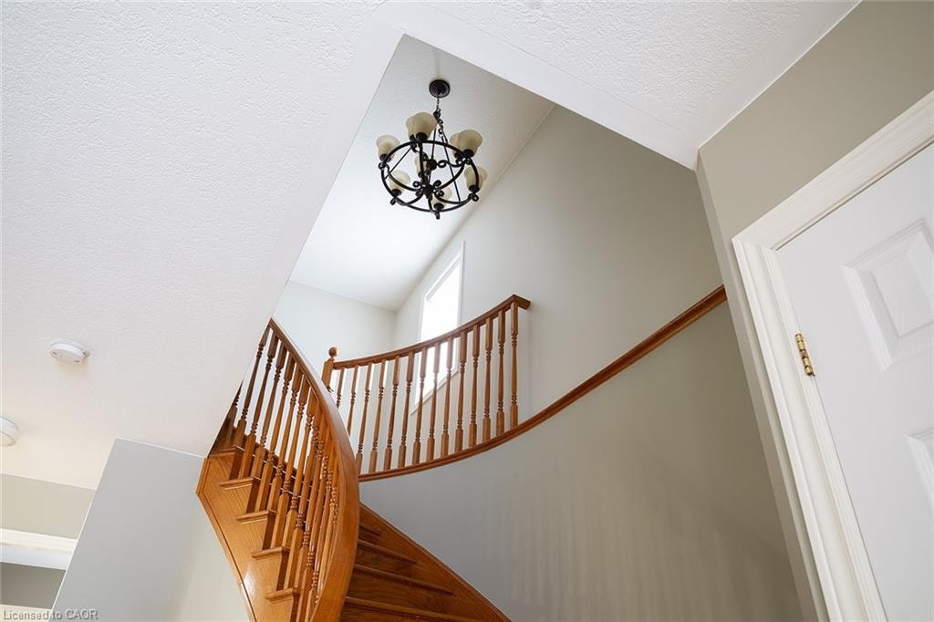 406 Ferguson Avenue N, Hamilton, ON, L8L 4Y7 - 26