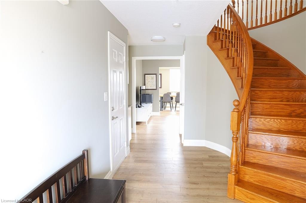406 Ferguson Avenue N, Hamilton, ON, L8L 4Y7