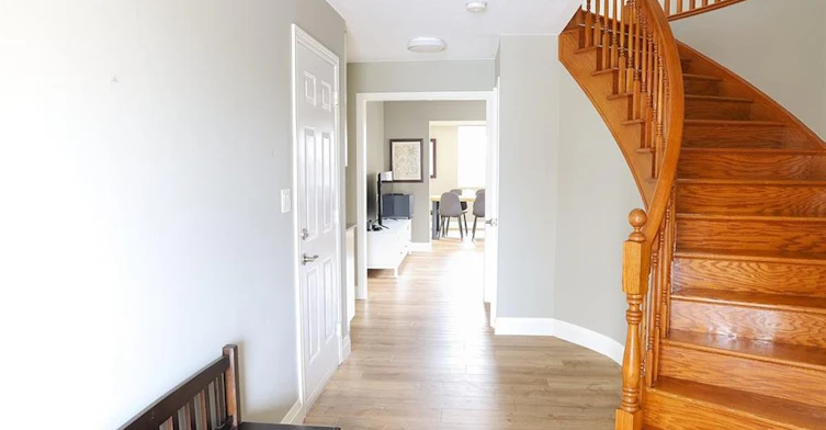 406 Ferguson Avenue N, Hamilton, ON, L8L 4Y7