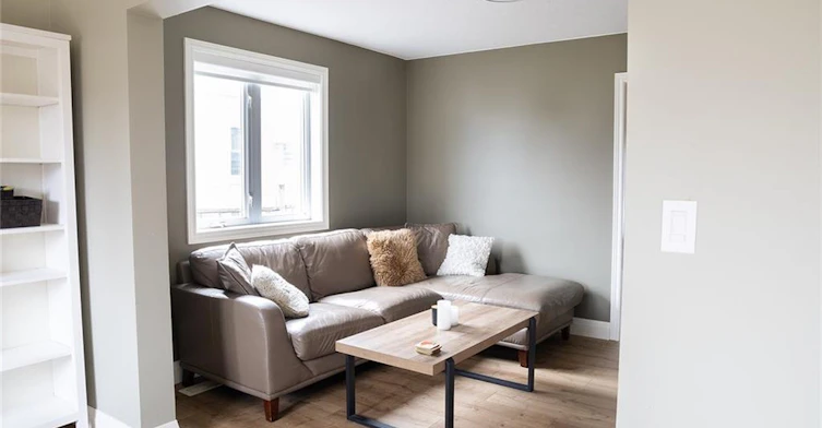 406 Ferguson Avenue N, Hamilton, ON, L8L 4Y7 - 4