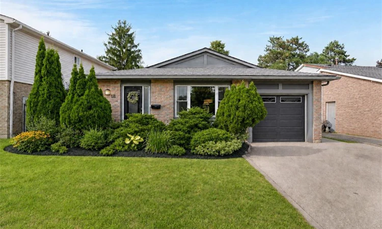 18 Bismark Drive
