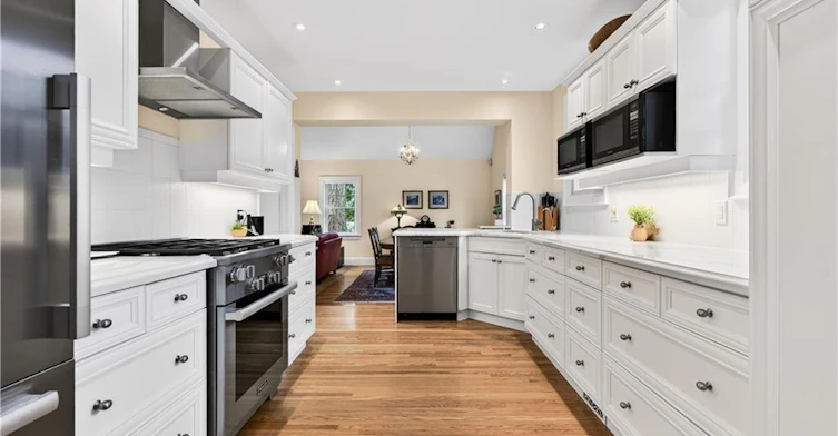 3046 South Drive, Burlington, ON, L7N 1H2 - 6