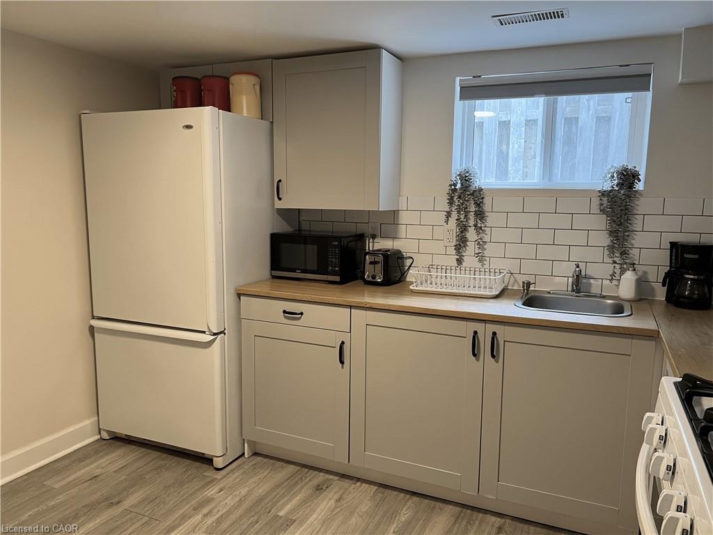 LOWER-4 Sunning Hill Avenue, Hamilton, ON, L8T 4Z1 - 14