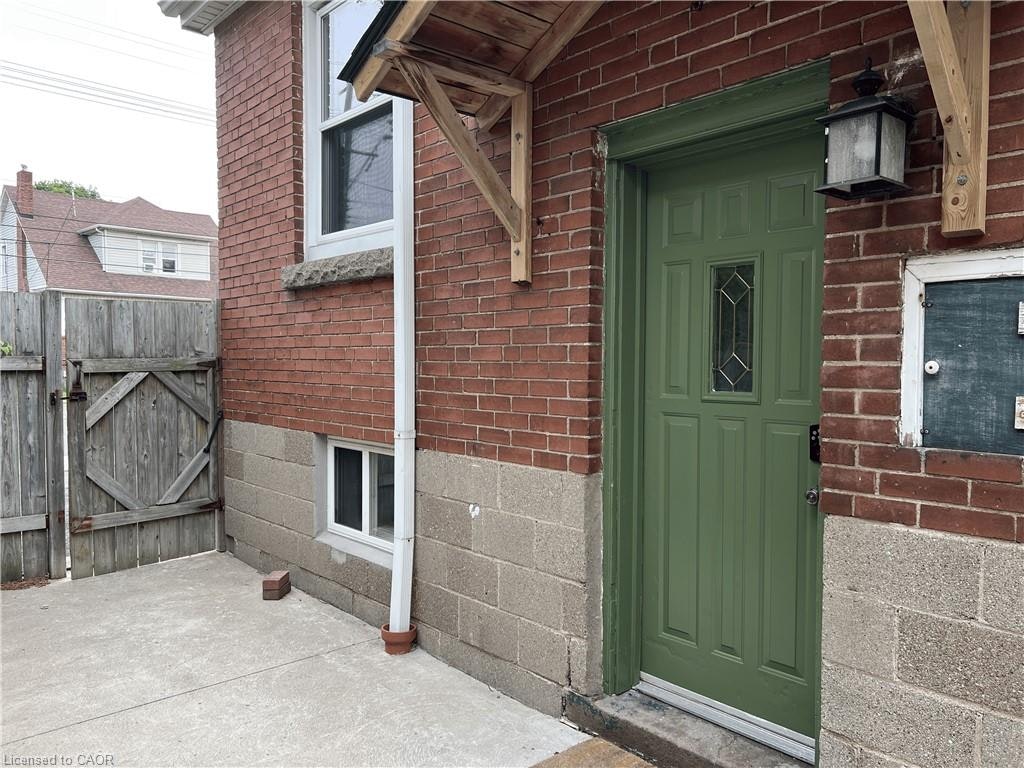LOWER-4 Sunning Hill Avenue, Hamilton, ON, L8T 4Z1 - 2