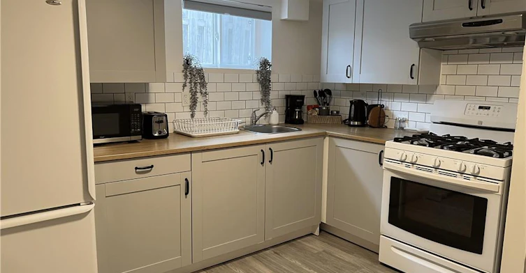 LOWER-4 Sunning Hill Avenue, Hamilton, ON, L8T 4Z1 - 13