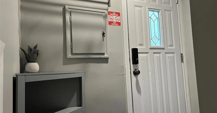 LOWER-4 Sunning Hill Avenue, Hamilton, ON, L8T 4Z1 - 3