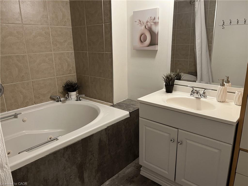 LOWER-4 Sunning Hill Avenue, Hamilton, ON, L8T 4Z1 - 12