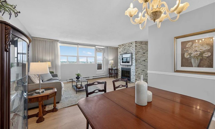 904-700 Dynes Road