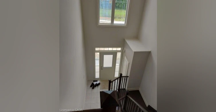 110 Attwater Drive, Cambridge, ON, N1R 5S2 - 2