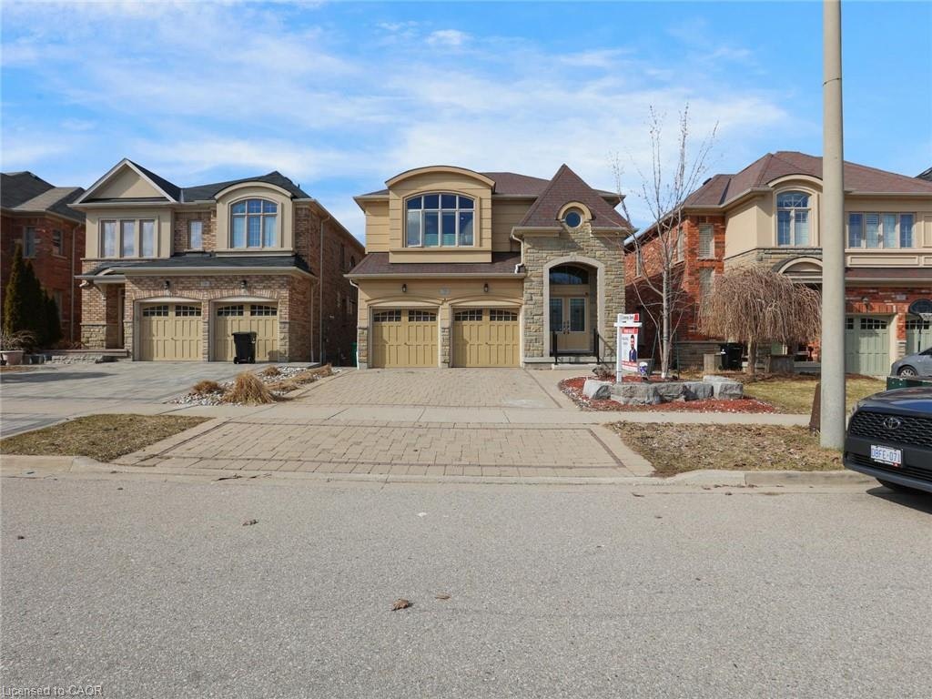 584 Pinery Trail, Waterloo, ON, N2V 2Y3