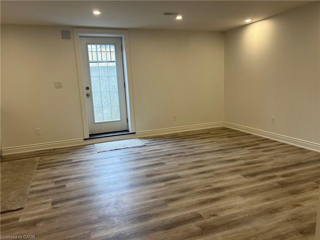 Lower-252 Raymond Road, Hamilton, ON, L9K 0H8 - 6