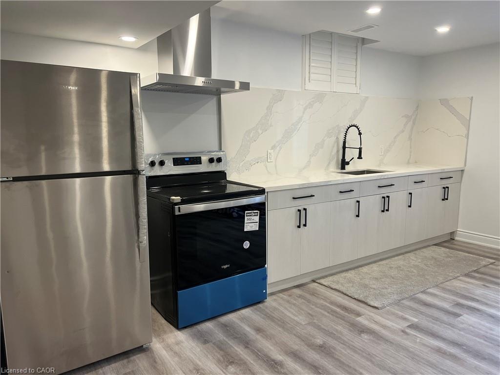 Lower-252 Raymond Road, Hamilton, ON, L9K 0H8 - 3