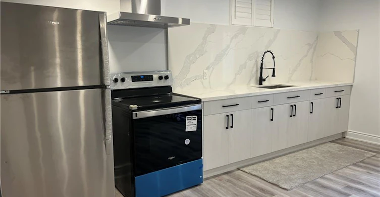 Lower-252 Raymond Road, Hamilton, ON, L9K 0H8 - 3