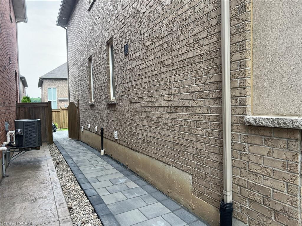 Lower-252 Raymond Road, Hamilton, ON, L9K 0H8 - 12