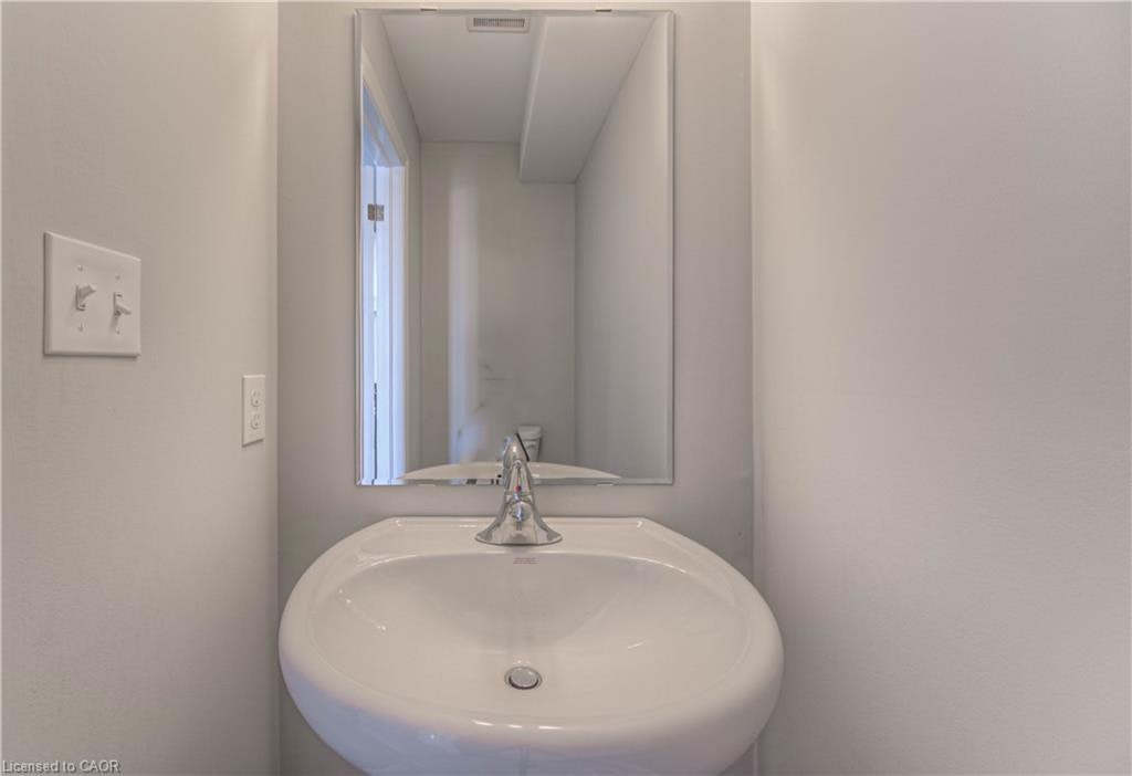 44 Harrison Drive, Cambridge, ON, N1R 0C2 - 11