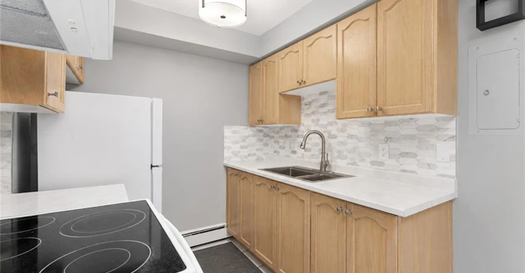 406-30 Summit Avenue, Hamilton, ON, L8V 2R8 - 7