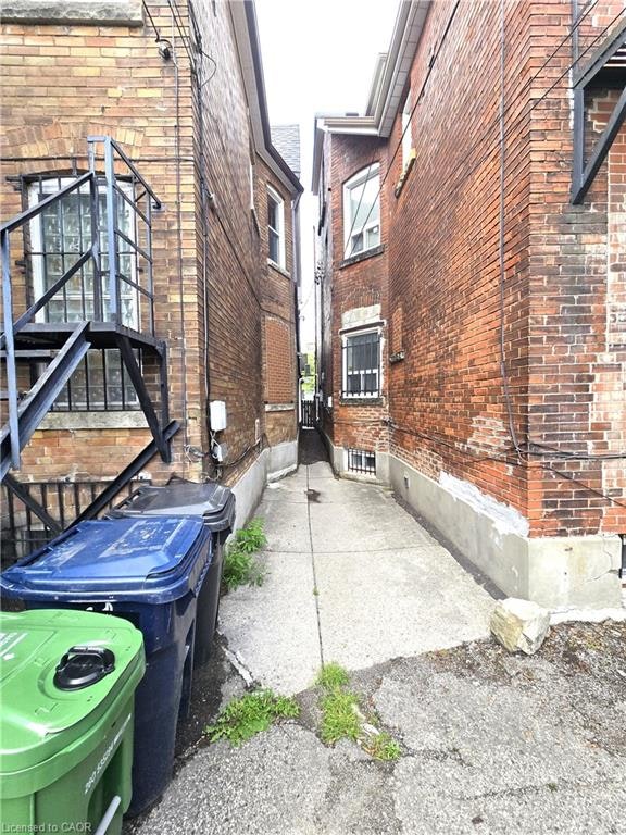 849 Bloor Street W, Toronto, ON, M6G 1M3 - 25