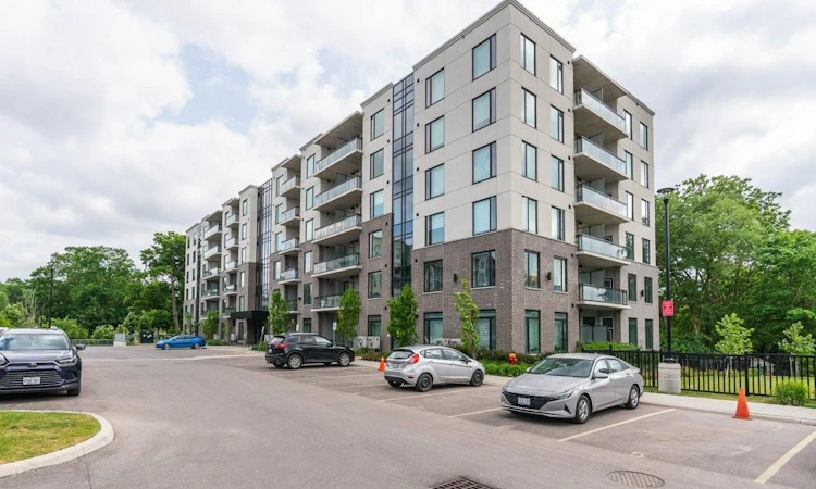 102-103 Roger Street