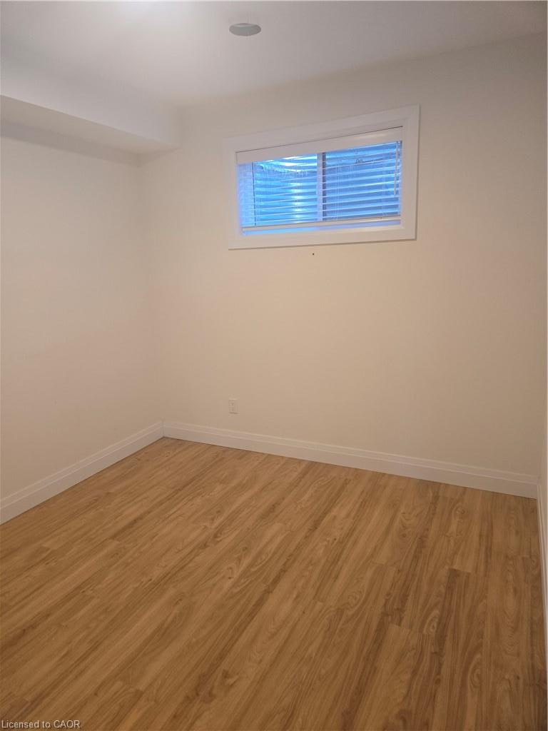 33B (lower unit)-33 Church Street E, Woolwich, ON, N3B 2L2 - 8