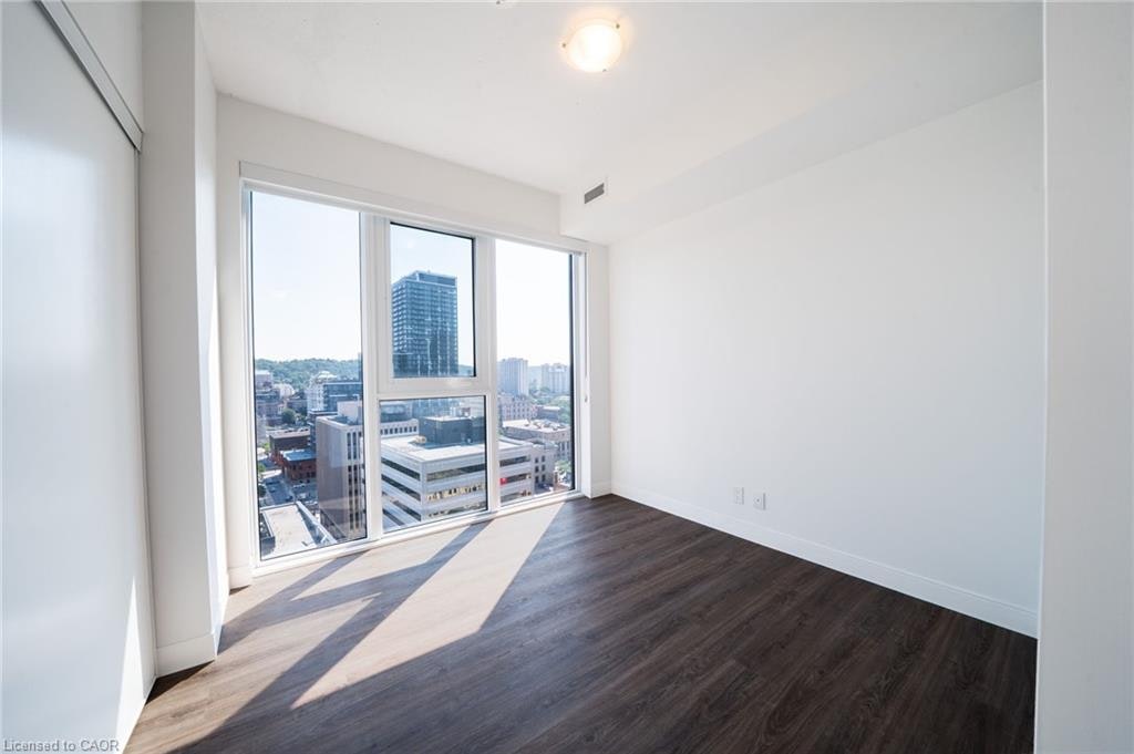 1703 B-8 Hughson Street N, Hamilton, ON, L8R 3L5 - 5