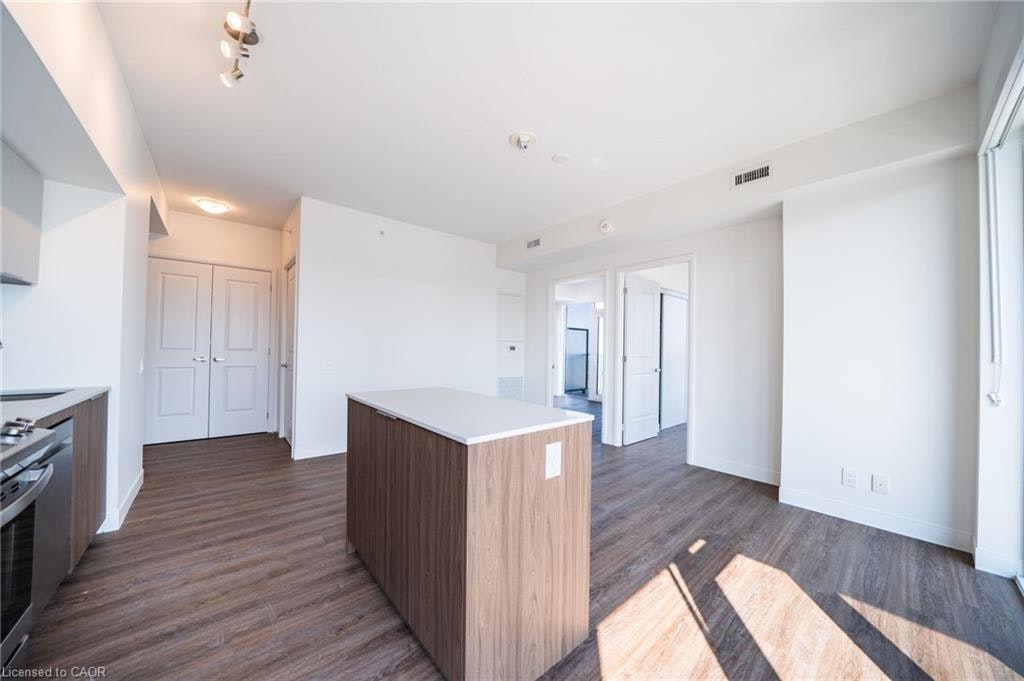1703 B-8 Hughson Street N, Hamilton, ON, L8R 3L5 - 14