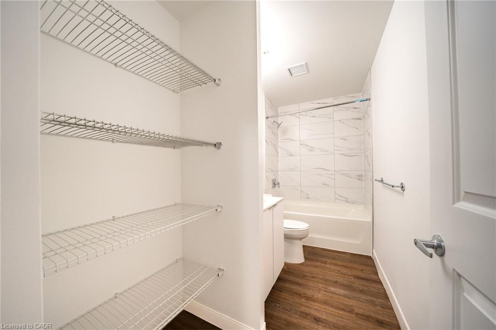 308 B-8 Hughson Street N, Hamilton, ON, L8R 3L5 - 5