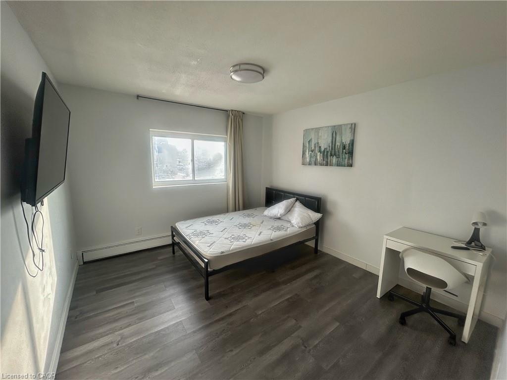 4-303 King Street N, Waterloo, ON, N2J 2Z1 - 4