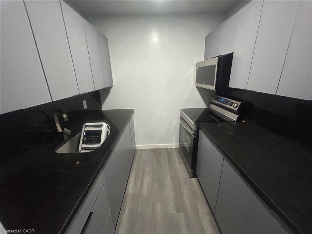 4-303 King Street N, Waterloo, ON, N2J 2Z1 - 6