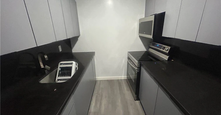 4-303 King Street N, Waterloo, ON, N2J 2Z1 - 6