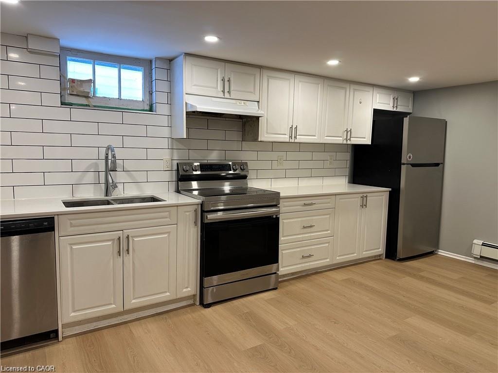 LOWER-80 Glen Road, Kitchener, ON, N2M 3E8