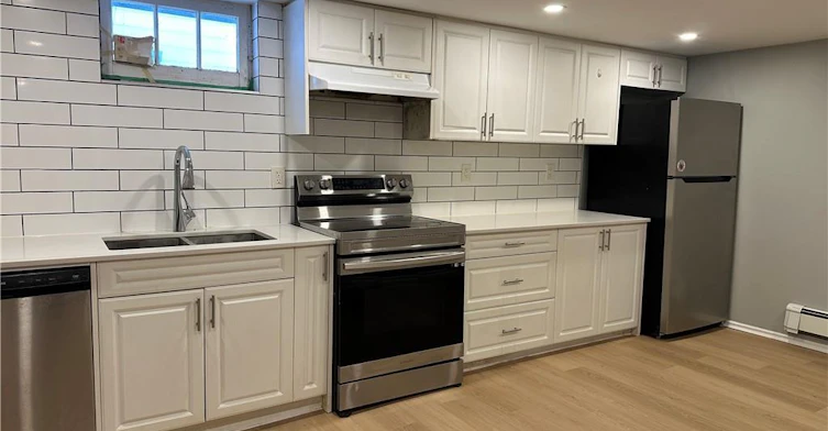 LOWER-80 Glen Road, Kitchener, ON, N2M 3E8