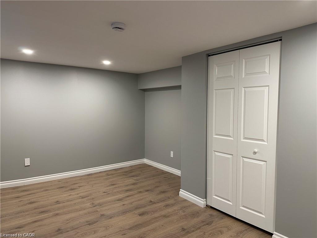 LOWER-80 Glen Road, Kitchener, ON, N2M 3E8 - 5