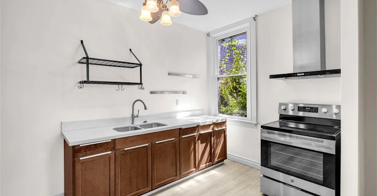 UPPER-107 Brant Avenue, Brantford, ON, N3T 3H4 - 8