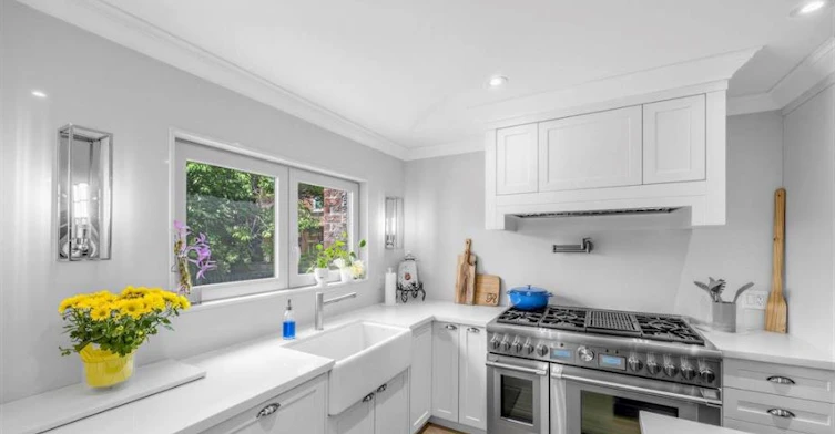 6760 Dolmage Court, Mississauga, ON, L5N 4V9 - 7