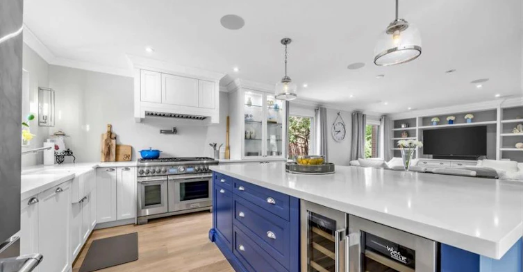 6760 Dolmage Court, Mississauga, ON, L5N 4V9 - 8