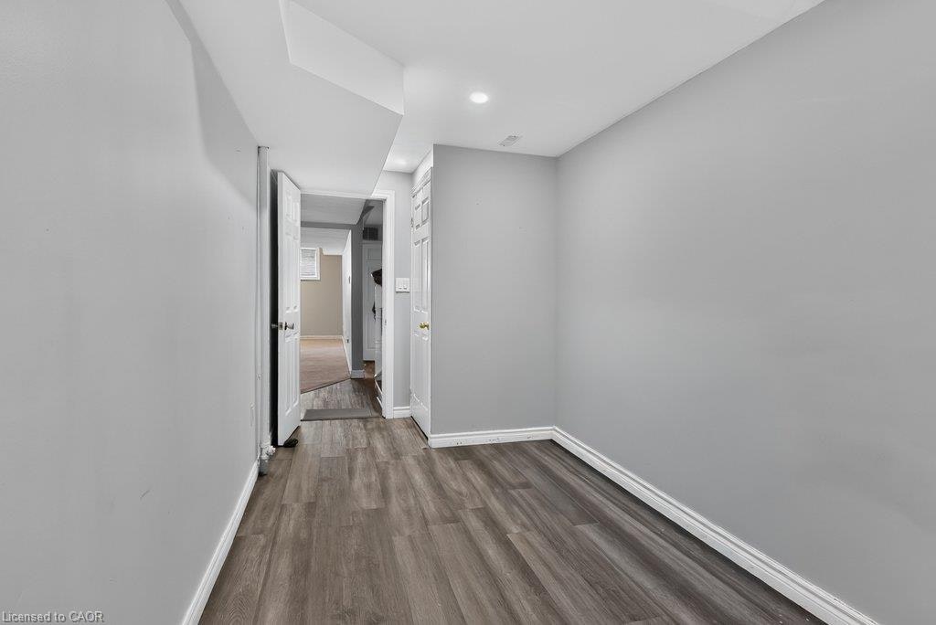 1444 Paddington Court, Burlington, ON, L7M 1W7 - 30