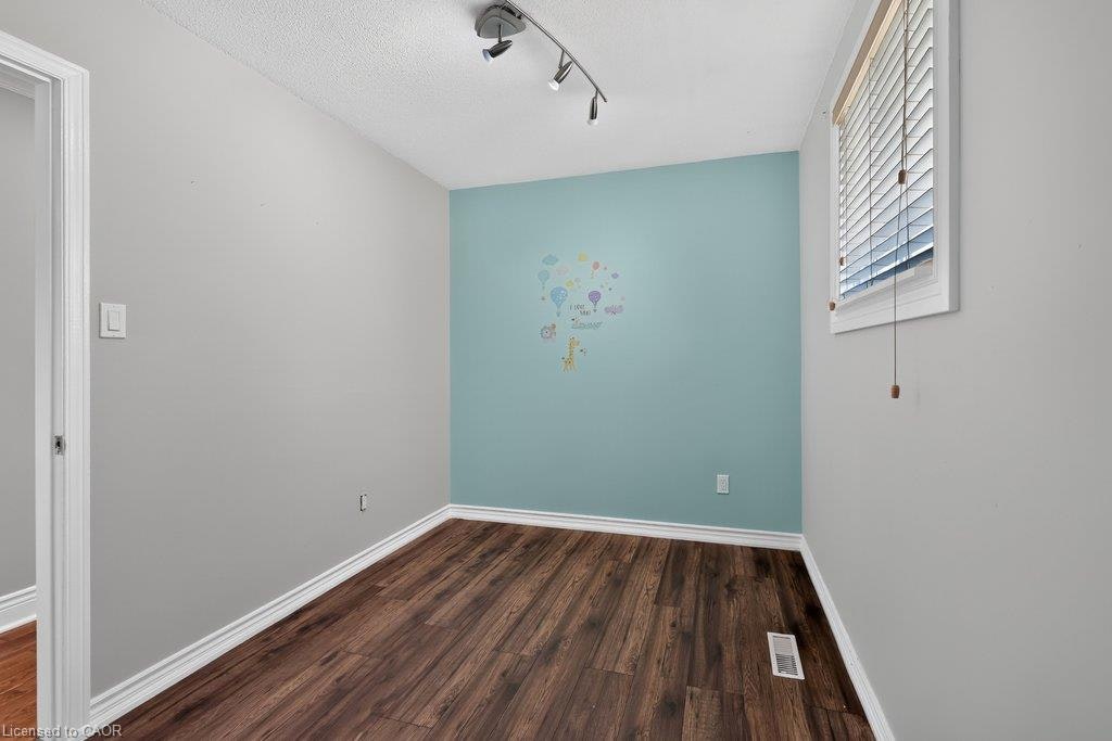 1444 Paddington Court, Burlington, ON, L7M 1W7 - 23