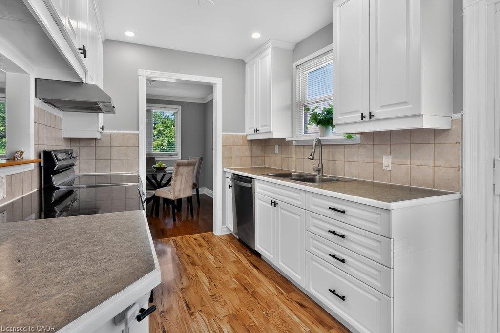 1444 Paddington Court, Burlington, ON, L7M 1W7 - 12