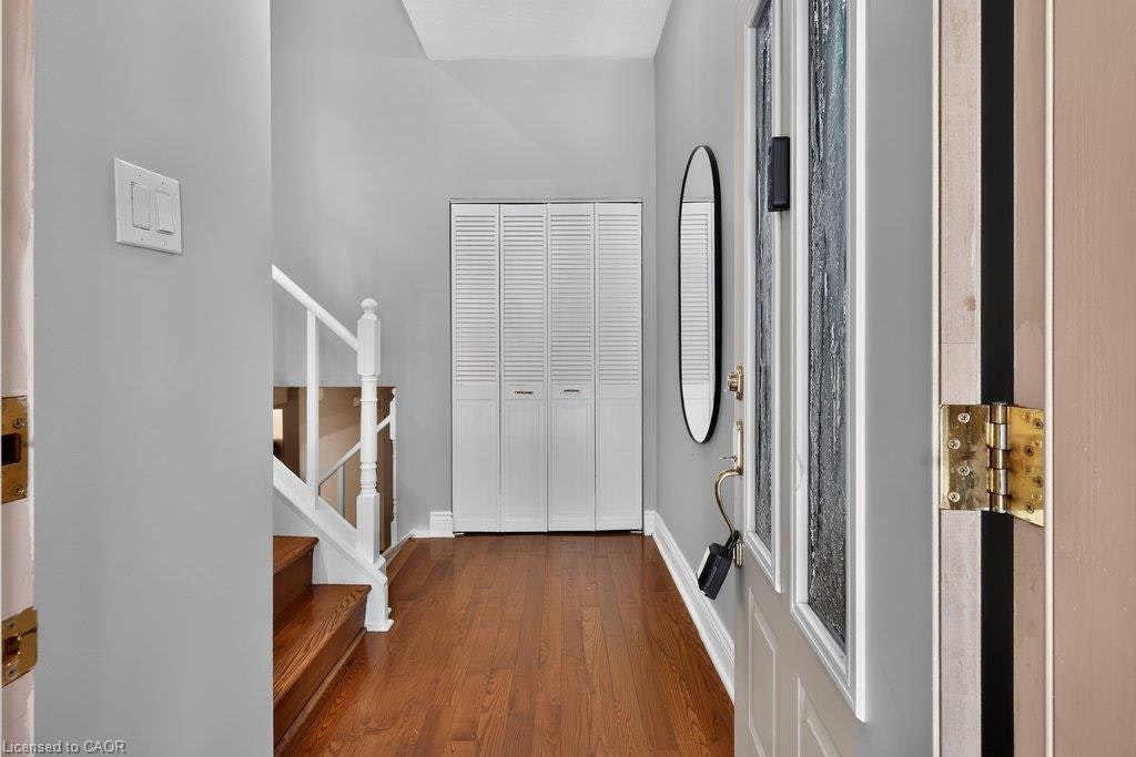1444 Paddington Court, Burlington, ON, L7M 1W7 - 4