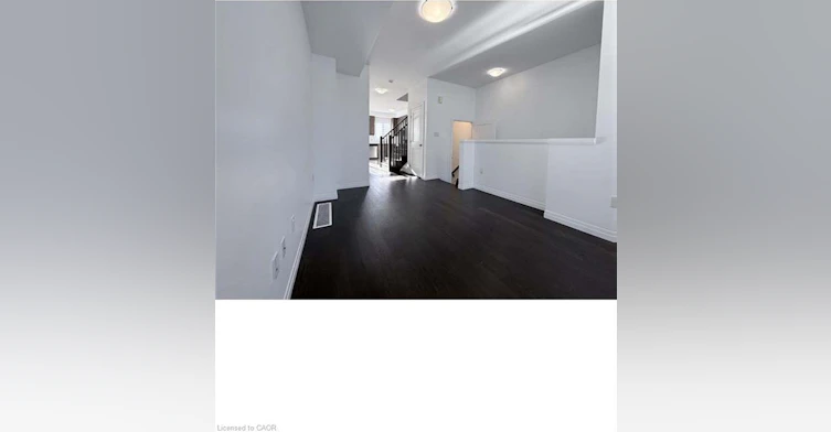 62-30 Times Square Boulevard, Hamilton, ON, L8J 0L8 - 3