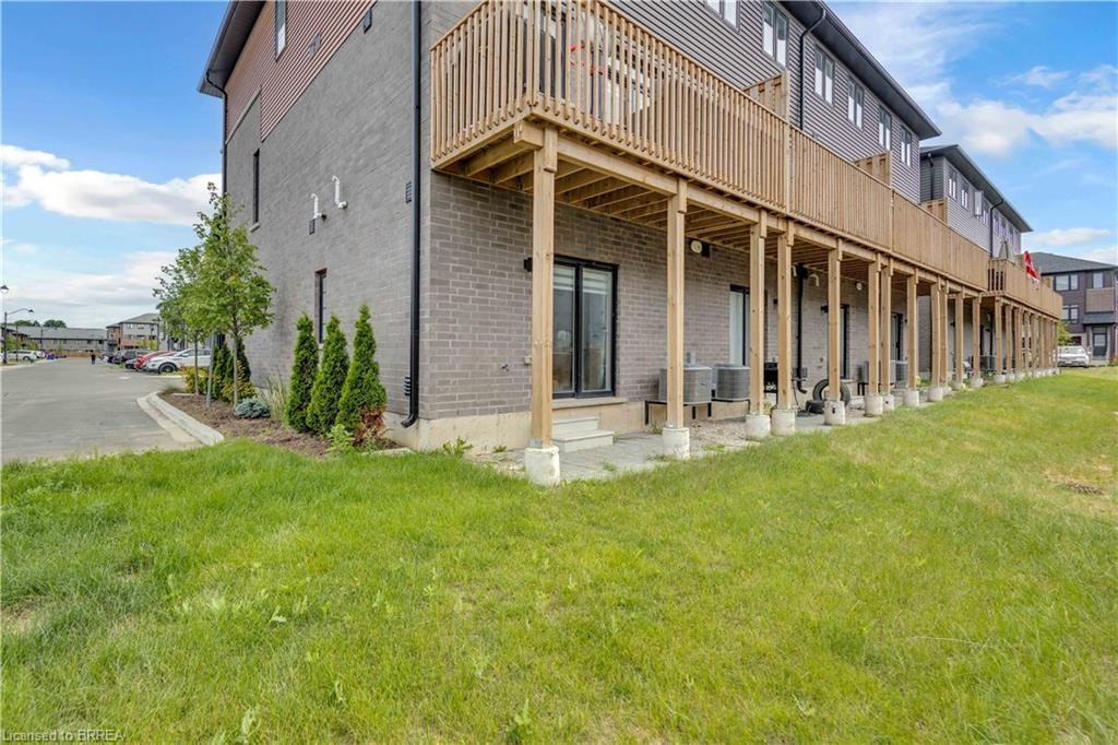 86-461 Blackburn Drive, Brantford, ON, N3T 0W9 - 26