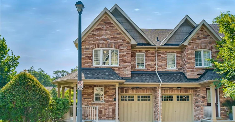 43-233 Duskywing Way, Oakville, ON, L6L 0C5