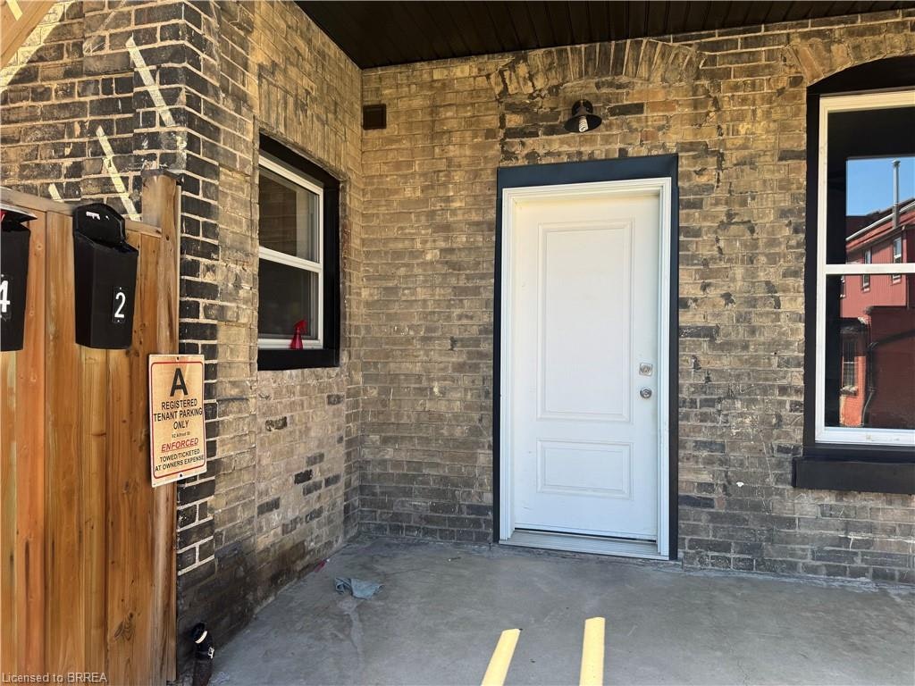 2-92 Alfred Street, Brantford, ON, N3S 5G2 - 3