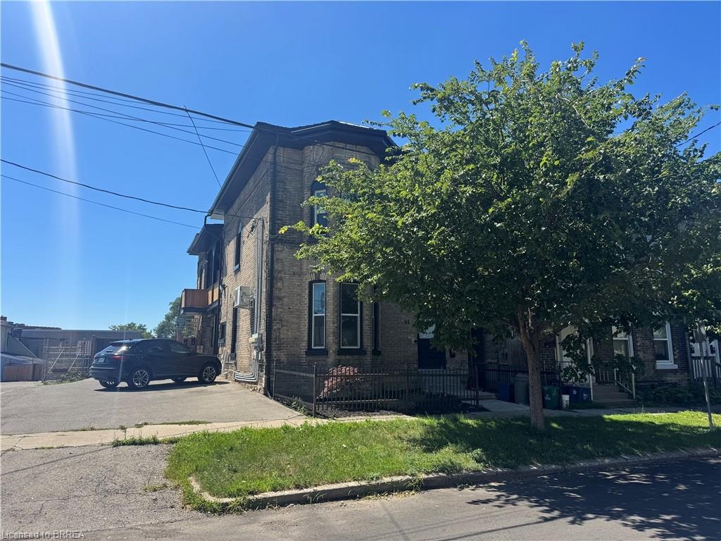 2-92 Alfred Street, Brantford, ON, N3S 5G2