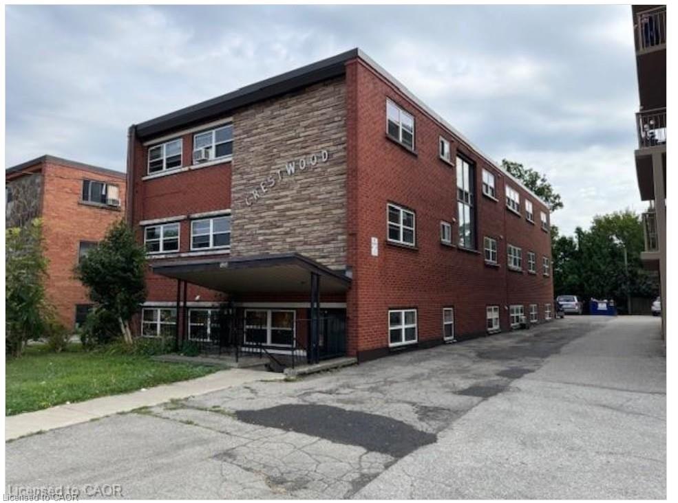 7-1250 Fennell Avenue E, Hamilton, ON, L8T 1T4