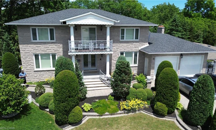 35 Glen Park Court