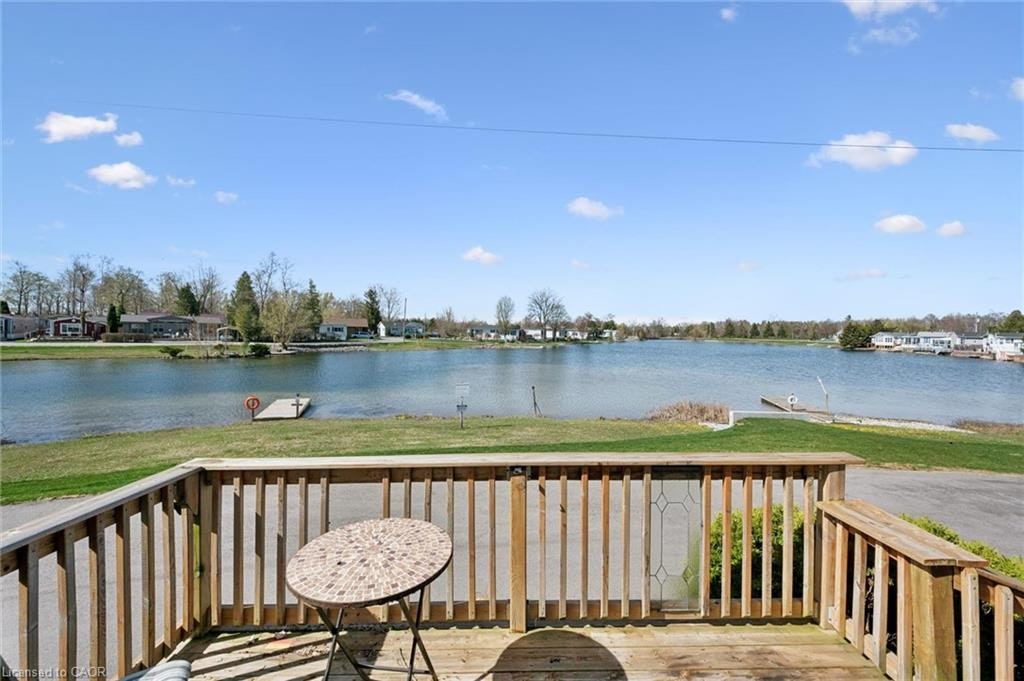 27 Trillium Beach Drive, Puslinch, ON, N0B 2J0