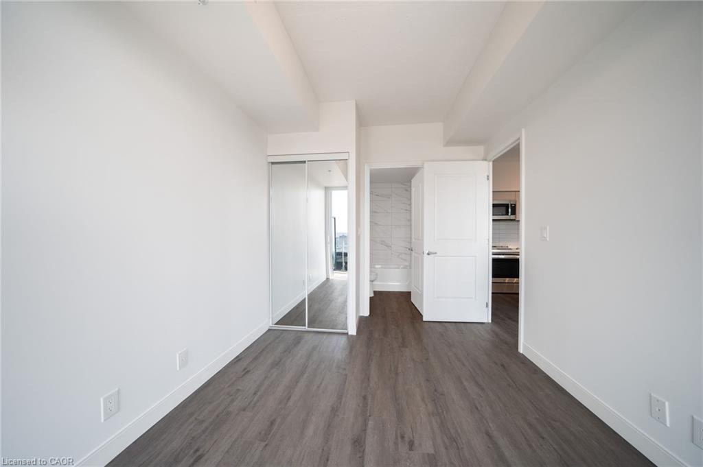 2207 B-8 Hughson Street N, Hamilton, ON, L8R 3L5 - 10