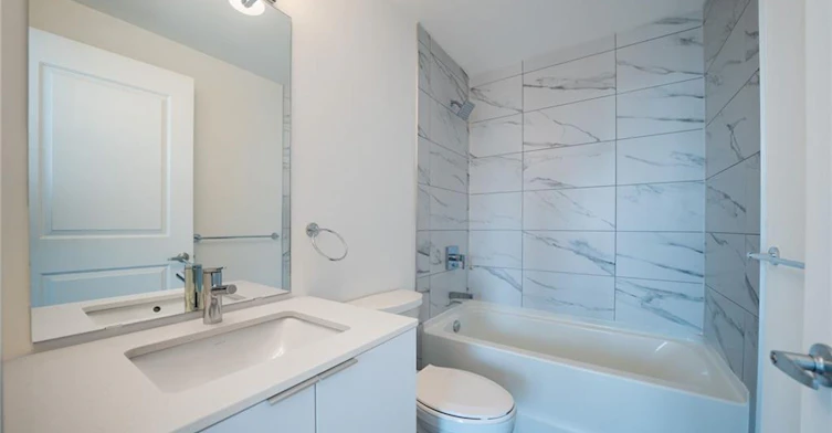 2207 B-8 Hughson Street N, Hamilton, ON, L8R 3L5 - 11