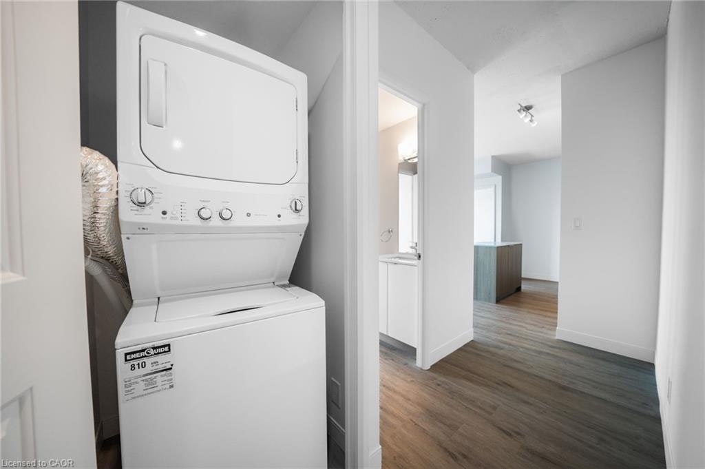 2207 B-8 Hughson Street N, Hamilton, ON, L8R 3L5 - 4